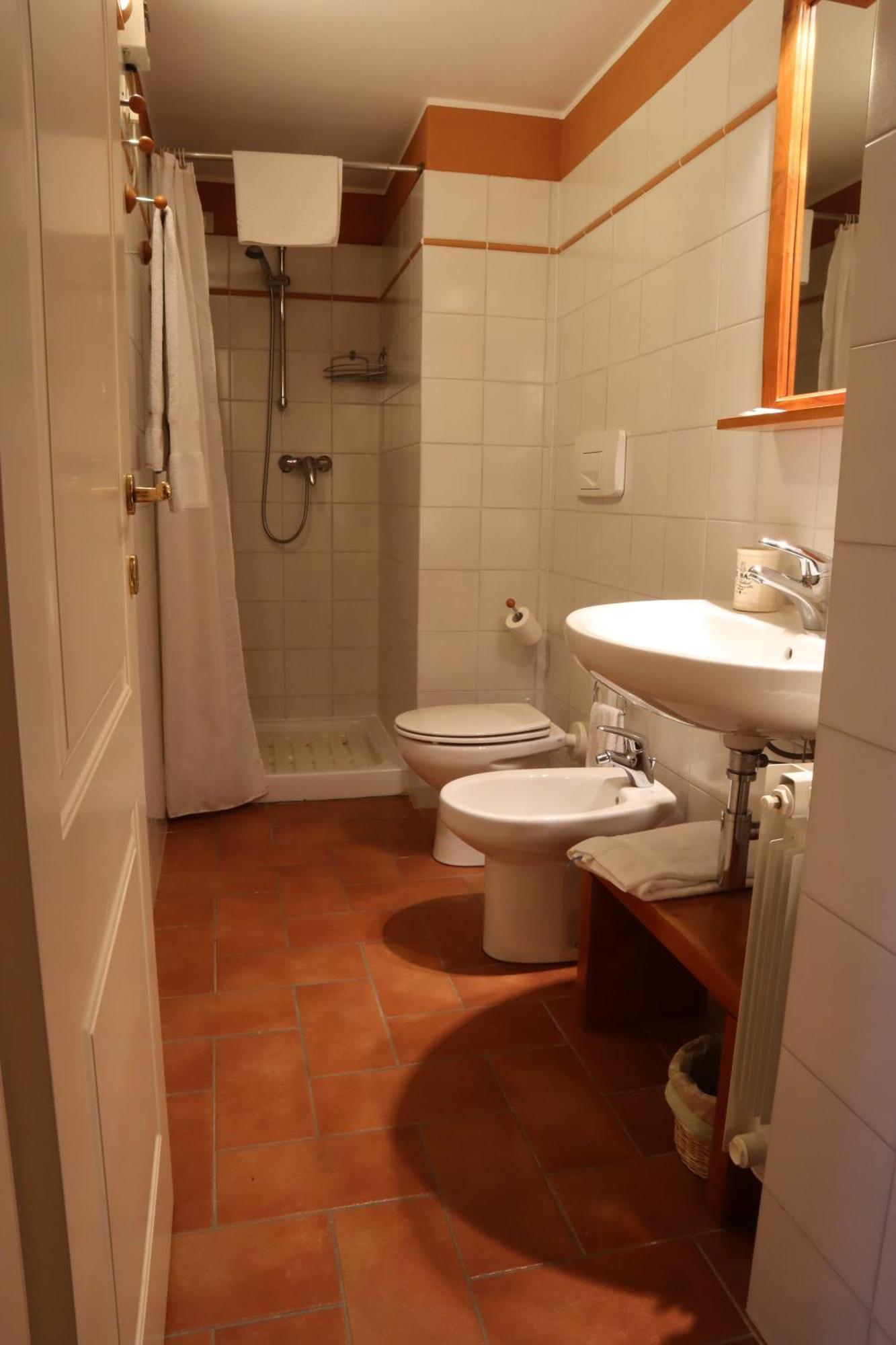 Relais Cà Nova Guest House Bogogno Ngoại thất bức ảnh